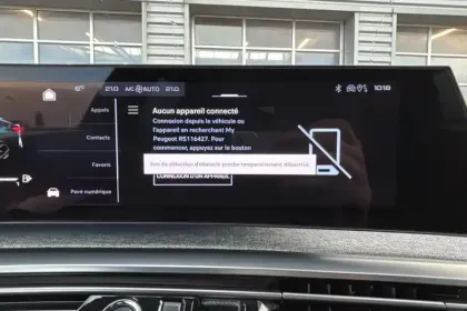 Photo 79 Peugeot 3008  Hybrid 136 e-DCS6