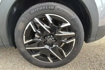 Photo 87 Peugeot 3008  Hybrid 136 e-DCS6