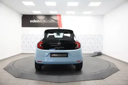 Photo 11 Renault Twingo  III E-Tech