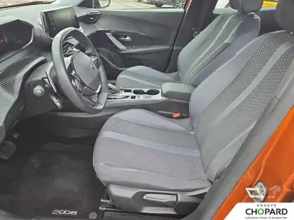 Photo 10 Peugeot 2008  PureTech 130 S&S EAT8