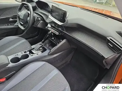 Photo 12 Peugeot 2008  PureTech 130 S&S EAT8