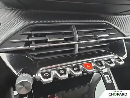 Photo 21 Peugeot 2008  PureTech 130 S&S EAT8