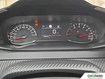 Photo 16 Peugeot 2008  PureTech 130 S&S EAT8