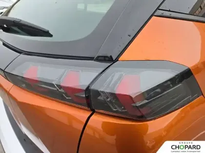 Photo 27 Peugeot 2008  PureTech 130 S&S EAT8