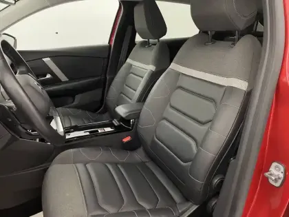 Photo 35 Citroën C4  PureTech 130 S&S EAT8