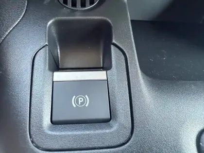 Photo 19 Peugeot Partner  CA XL DIESEL 130 CH AUT.