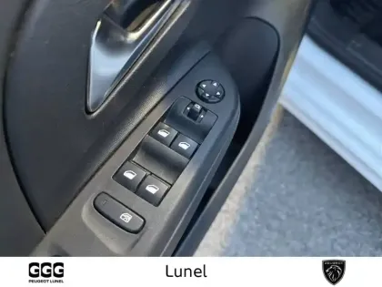 Photo 11 Opel Corsa  Electrique 136 ch & Batterie 50 kWh