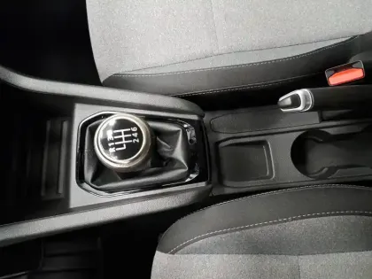 Photo 74 Renault Clio Gén. V (BJA) Ph2 Evolution 5