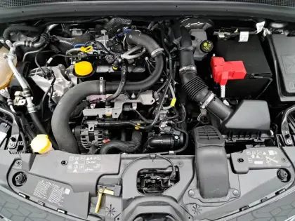 Photo 54 Renault Clio Gén. V (BJA) Ph2 Evolution 5