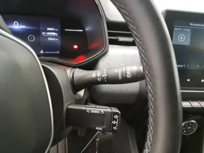 Photo 70 Renault Clio Gén. V (BJA) Ph2 Evolution 5