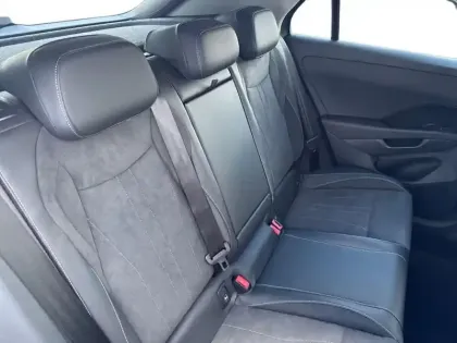 Photo 9 Volkswagen T-roc  1.5 eTSI EVO2 Hybrid 116 ch DSG7