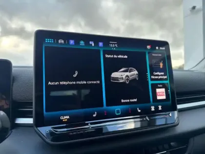 Photo 17 Volkswagen T-roc  1.5 eTSI EVO2 Hybrid 116 ch DSG7