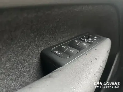 Photo 19 Volvo Xc40  B3 163 ch DCT7