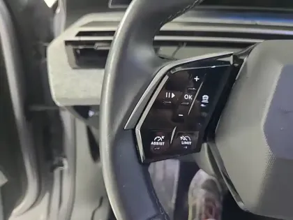 Photo 14 Peugeot 3008  Hybrid 145 e-DCS6