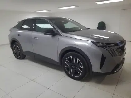 Photo 7 Peugeot 3008  Hybrid 145 e-DCS6