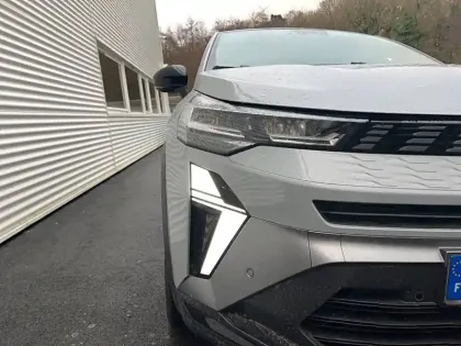 Photo 20 Renault Symbioz  E-Tech full hybrid 145