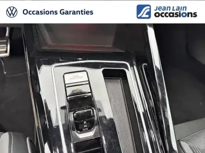 Photo 15 Volkswagen Golf  1.5 eTSI OPF 130 DSG7