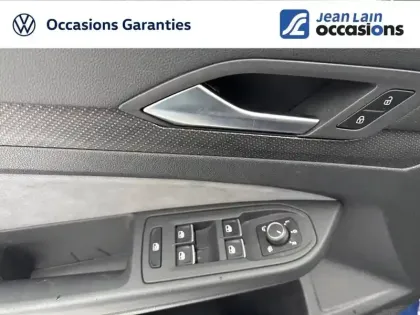 Photo 17 Volkswagen Golf  1.5 eTSI OPF 130 DSG7