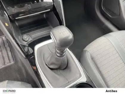 Photo 17 Peugeot 208  PureTech 100 S&S BVM6