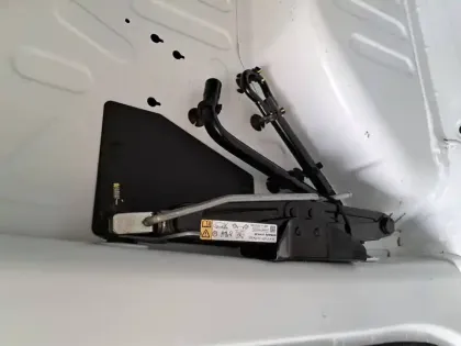 Photo 18 Renault EXPRESS (30) Gén. I Ph1 Confort 4