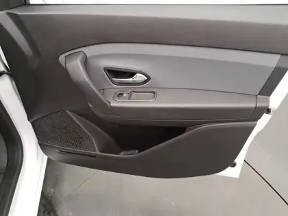 Photo 25 Renault EXPRESS (30) Gén. I Ph1 Confort 4