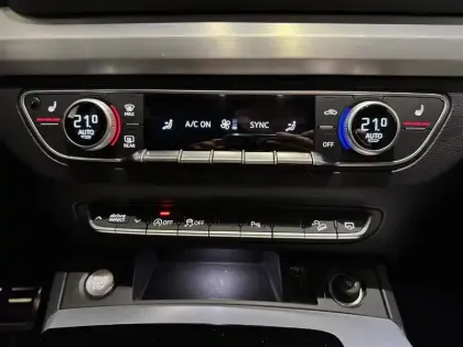 Photo 14 Audi Q5  Sportback 35 TDI 163 S tronic 7