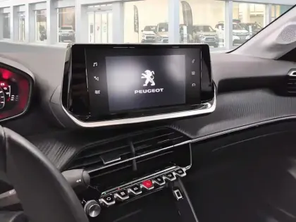 Photo 17 Peugeot 208  PureTech 75 S&S BVM5