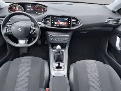 Photo 5 Peugeot 308  PureTech 110ch S&S BVM6