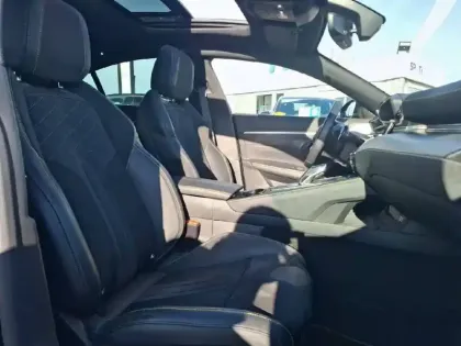 Photo 38 Peugeot 508  Hybrid4 360 e-EAT8 Peugeot Sport Engineered