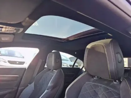 Photo 34 Peugeot 508  Hybrid4 360 e-EAT8 Peugeot Sport Engineered