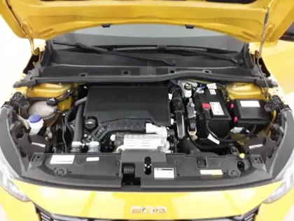 Photo 62 Peugeot 208  PureTech 100 S&S EAT8