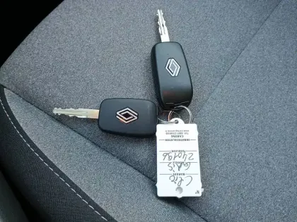 Photo 19 Renault Clio  SCe 65