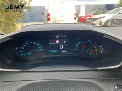 Photo 12 Peugeot 208  Electrique 50 kWh 136ch