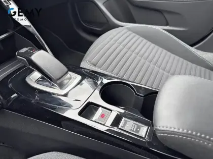 Photo 19 Peugeot 208  Electrique 50 kWh 136ch