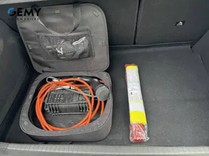 Photo 11 Peugeot 208  Electrique 50 kWh 136ch