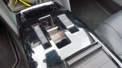 Photo 20 Citroën C4  PureTech 130 EAT8