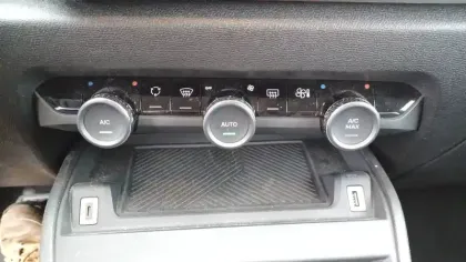 Photo 21 Citroën C4  PureTech 130 EAT8