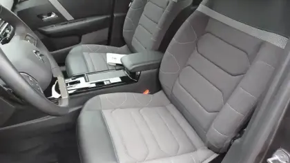 Photo 12 Citroën C4  PureTech 130 EAT8