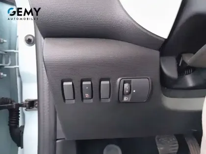 Photo 12 Renault Twingo  III E-Tech