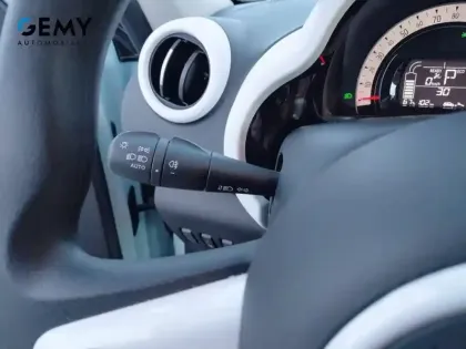 Photo 14 Renault Twingo  III E-Tech