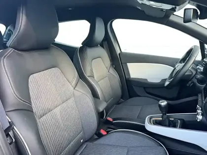 Photo 13 Renault Clio  TCe 90 - 21N