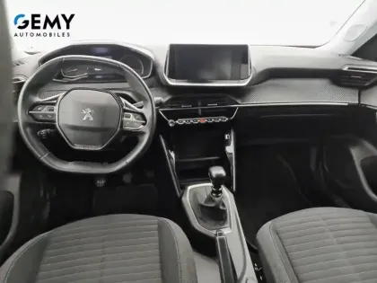 Photo 25 Peugeot 2008  PureTech 100 S&S BVM6