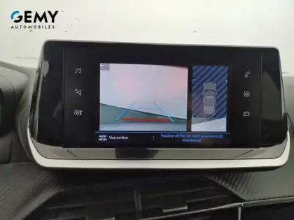 Photo 60 Peugeot 2008  PureTech 100 S&S BVM6