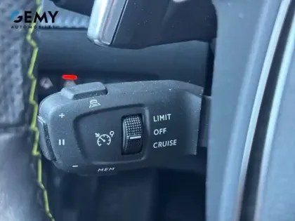 Photo 12 Peugeot 2008  PureTech 130 S&S EAT8