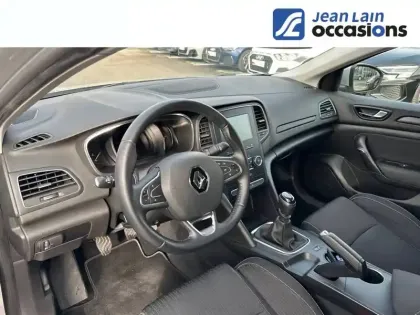Photo 10 Renault Megane Mégane IV Berline Blue dCi 115