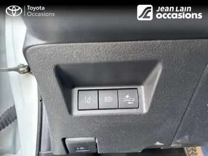 Photo 19 Toyota Yaris  Hybride 100h