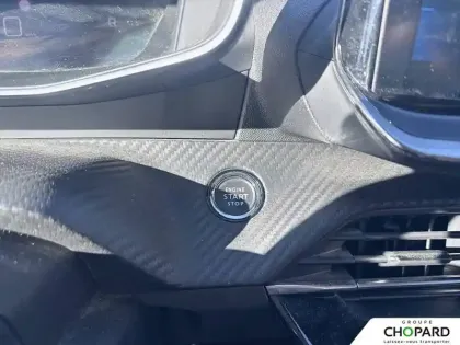 Photo 15 Peugeot 2008  PureTech 130 S&S EAT8