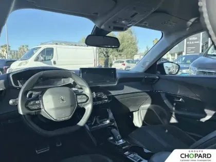 Photo 9 Peugeot 2008  PureTech 130 S&S EAT8