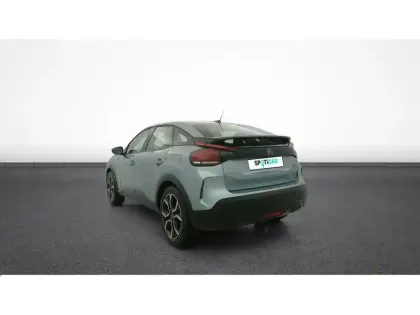 Photo 38 Citroën C4 e- 136 ch Automatique