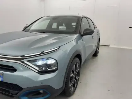 Photo 31 Citroën C4 e- 136 ch Automatique